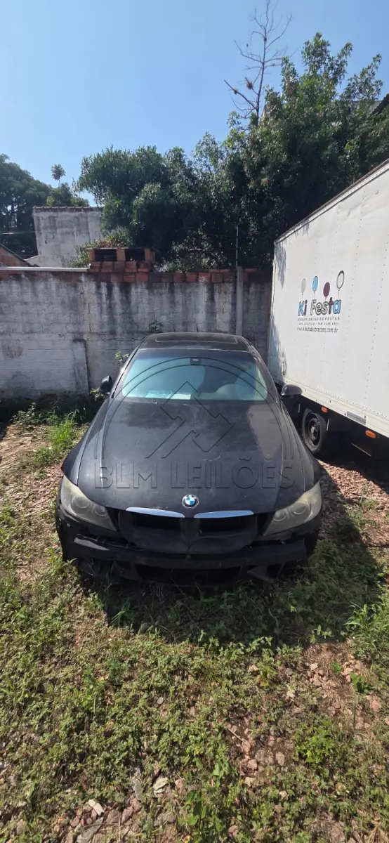 LOTE 001 - Veículo BMW 320I