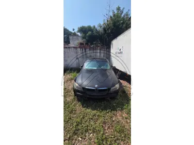 Veículo BMW 320I